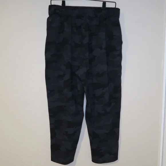Lululemon Stretch High Rise Crop‎ Pants Heritage 365 Camouflage Deep Coal Black - Picture 6 of 9